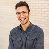 Deli Stinnett Email & Phone Number