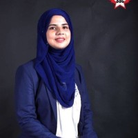 Kinza Raza Email
