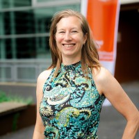 Esther van Straten Email