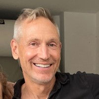 Mark van S. Email & Phone Number