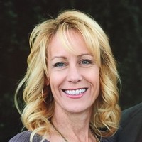 Dianna Hark Email & Phone Number