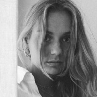 Jenny Alter Email & Phone Number