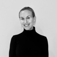 Dina Moldestad Email