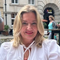 Joanne Bentham Email & Phone Number