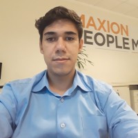 Henrique Ricci Email