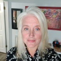 Debbie Hooper Email & Phone Number