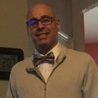 Miguel Quirós Email