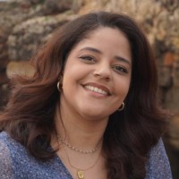 Camila Barreto Lima Email