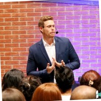 Estácio Employee Henry Moniz's profile photo