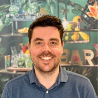 Robert Stokwielder Email & Phone Number