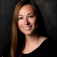 Chesapeake Beverage Employee Jenn Wingate's profile photo