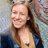 Katharina Ritter Email