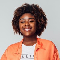 E-mail e número de telefone de Destinee Harrison