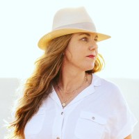 Karin Killian Email