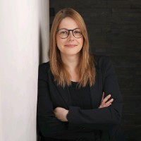 DekaBank Deutsche Girozentrale Employee Sandra Müller's profile photo