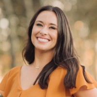 Amber Loomis Email & Phone Number