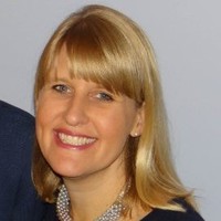 Everwear, Inc. Employee Becky Moulin's profile photo