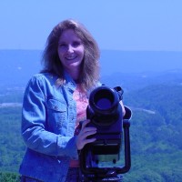 Kim Groves Email & Phone Number
