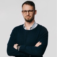 Lukáš Cehlár Email