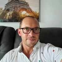 Dmitri Bernic Email