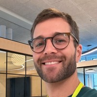 1X Employee Jorge Milburn's profile photo