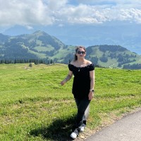 Nikan Hospital Employee Rayeheh Tavajohi's profile photo