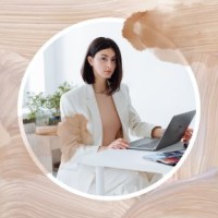 Faiza Latif Email