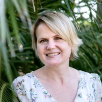 Lindsay de Klerk Email & Phone Number