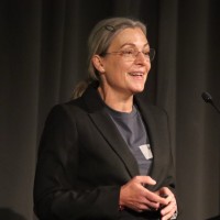 Petra Muellner Email