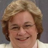 Coldwell Banker Schmidt Realty Brecksville Employee Elsie Sayre's profile photo