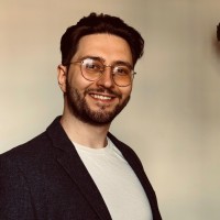 Axiom Maths Employee Robert Voimerestean's profile photo