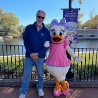 Steve Synstelien Email & Phone Number