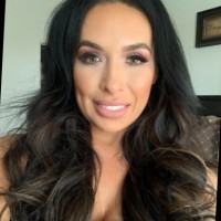 LivingFit Corporate Wellness Employee Shelly Bernal's profile photo