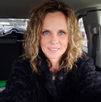 Clarkson Eyecare Employee Dawn Beatty's profile photo