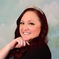 HoffsTech, LLC Employee Shelley Benhoff's profile photo