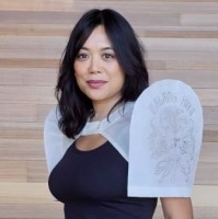 Dear Flor Employee Lisa Reid's profile photo