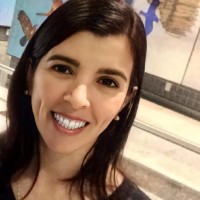 Solar Coca-Cola Employee Fernanda Portela's profile photo