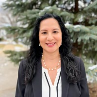 Nuveen Employee Veronica Ramirez's profile photo