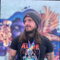 Dr.Cash Employee Gabriel Eslava's profile photo