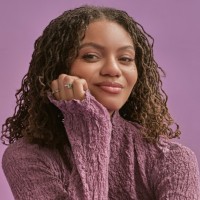 Leah Thomas Email & Phone Number