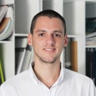 Diego Lavín Email