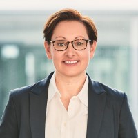 Dinah Erdmann Email & Phone Number