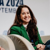 Mariana Prysthon Moraes Email