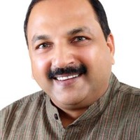 Hy-Vee Employee Adem Aksoy's profile photo