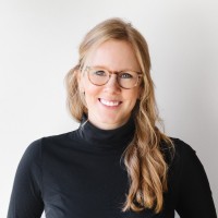 Lindsay Beukhof Email & Phone Number