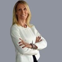 Evi Peeters Email