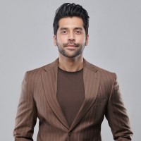 One Homes Employee Uzair Hasan's profile photo