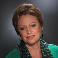 Cécile Queille Email