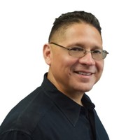 Robert Hernandez Email & Phone Number
