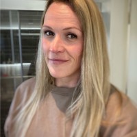 Stephanie Holwerda Email & Phone Number